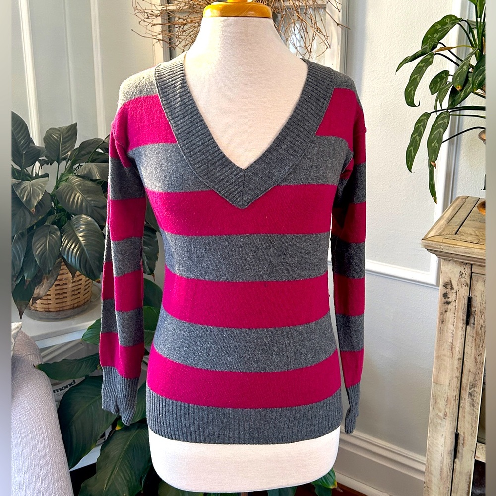 Wide Striped V-Neck Sweater - Size M